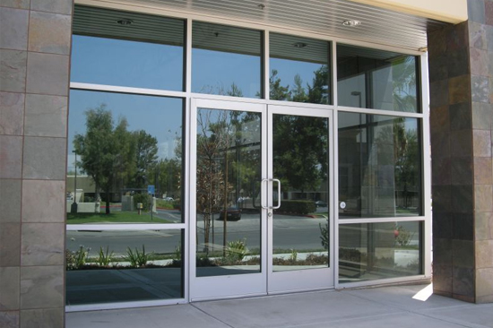 Glendale-commercial-door-repair
