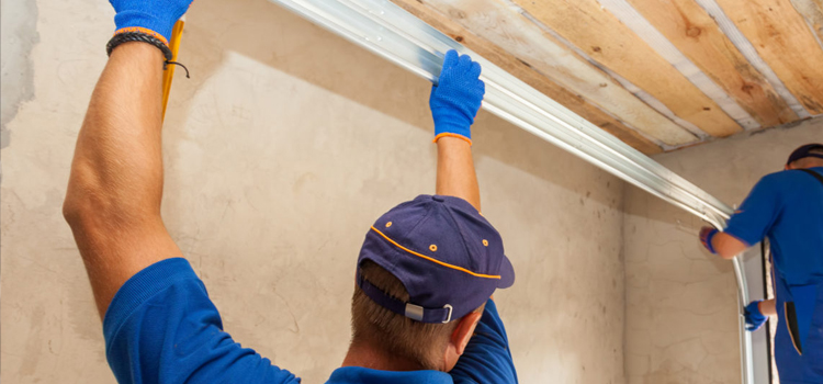 commercial overhead garage door repair in Glendale